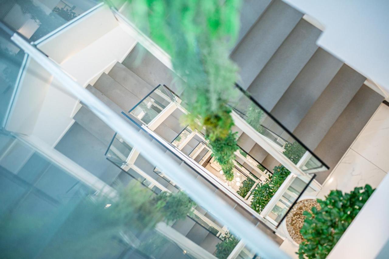 Monaco Suites Hotel ลินญาโน ซับเบียโดโร ภายนอก รูปภาพ